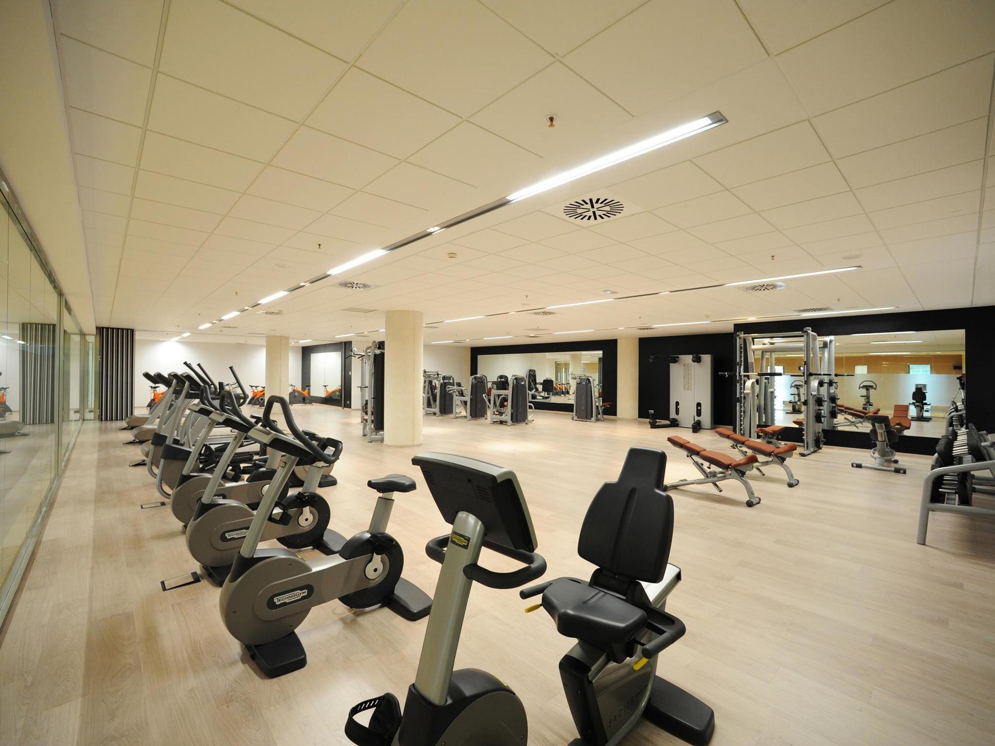 Air Rooms Barcelona Airport By Premium Traveller El Prat de Llobregat Exterior foto
