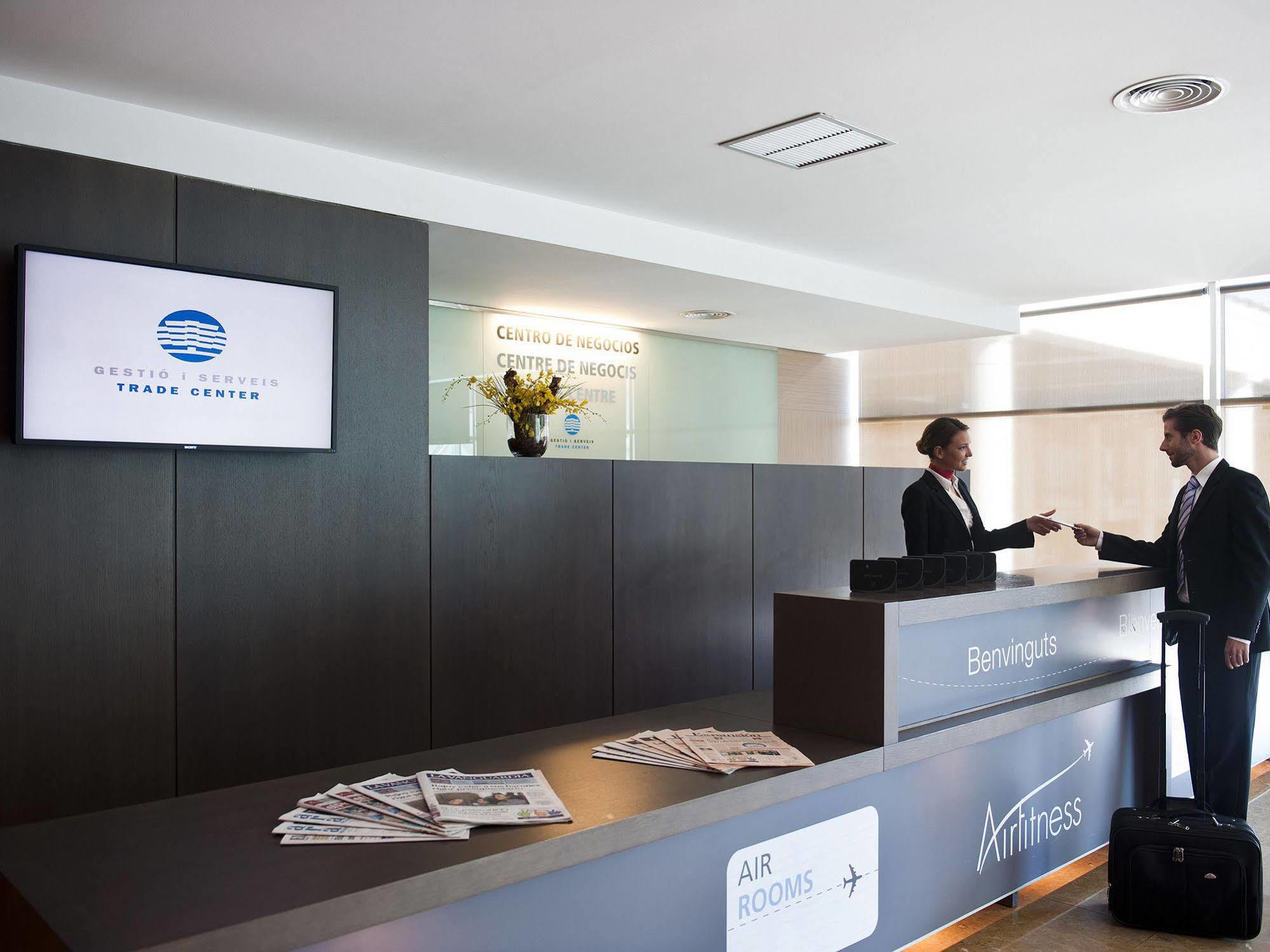 Air Rooms Barcelona Airport By Premium Traveller El Prat de Llobregat Exterior foto